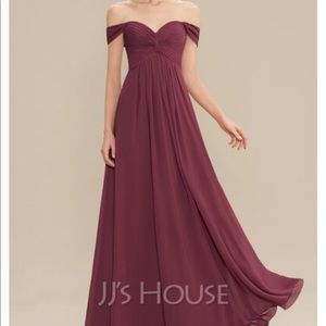 Dress - off the shoulder - chiffon - maroon